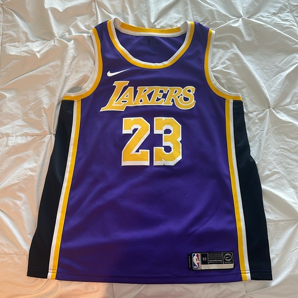 Lebron James Lakers jersey - Picture 1 of 2